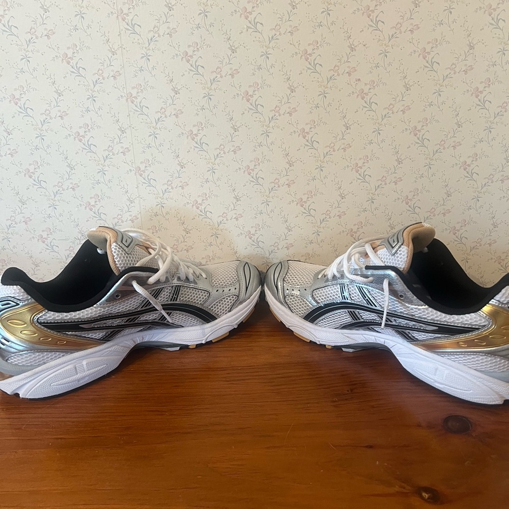 ASICS Gel Kayano 14 White Pure Gold size 11 - Picture 7 of 11